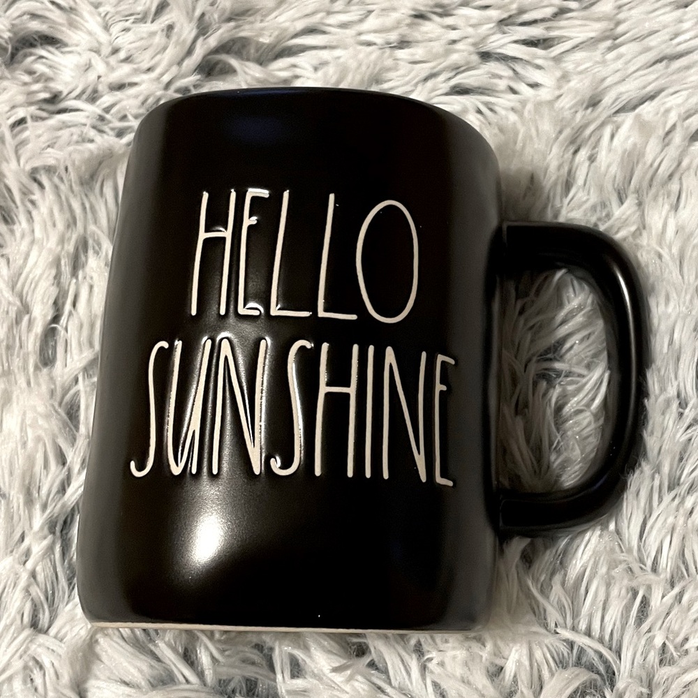 Rae Dunn HELLO SUNSHINE Mug ☀️☀️